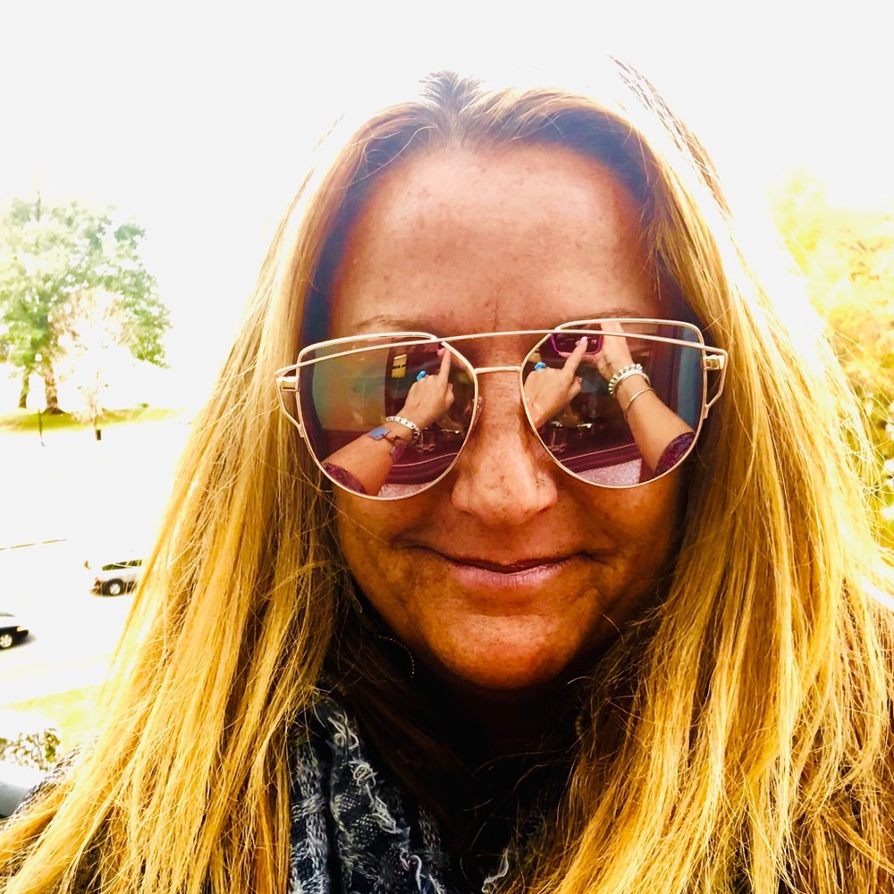 Meet your Posher, Amy